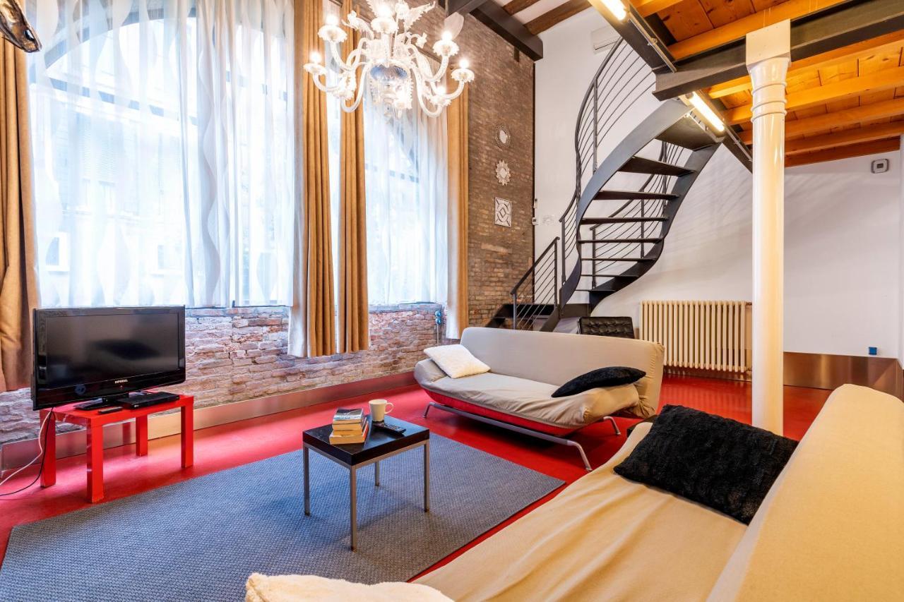 Апартаменты Venetian Loft Экстерьер фото
